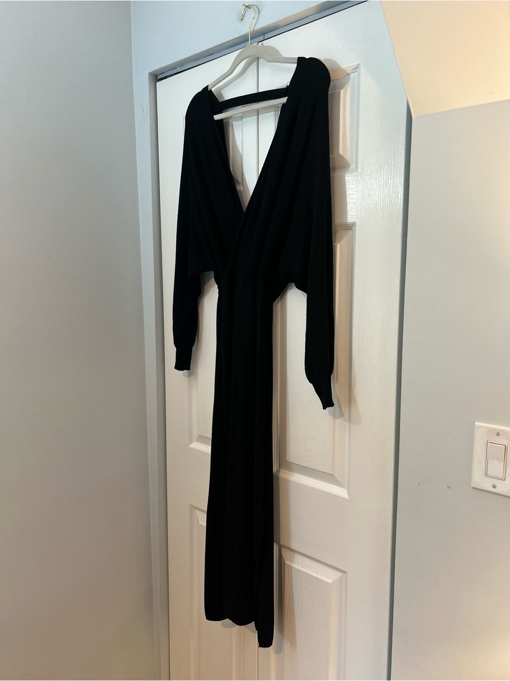 Black Maxi Sweater Dress Deep V Long Sleeve Dolman Knit Women’s Large